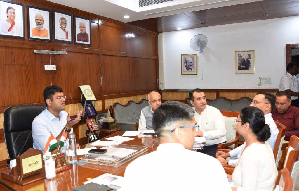 dushyant meeting