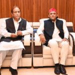 akhilesh with azam khan