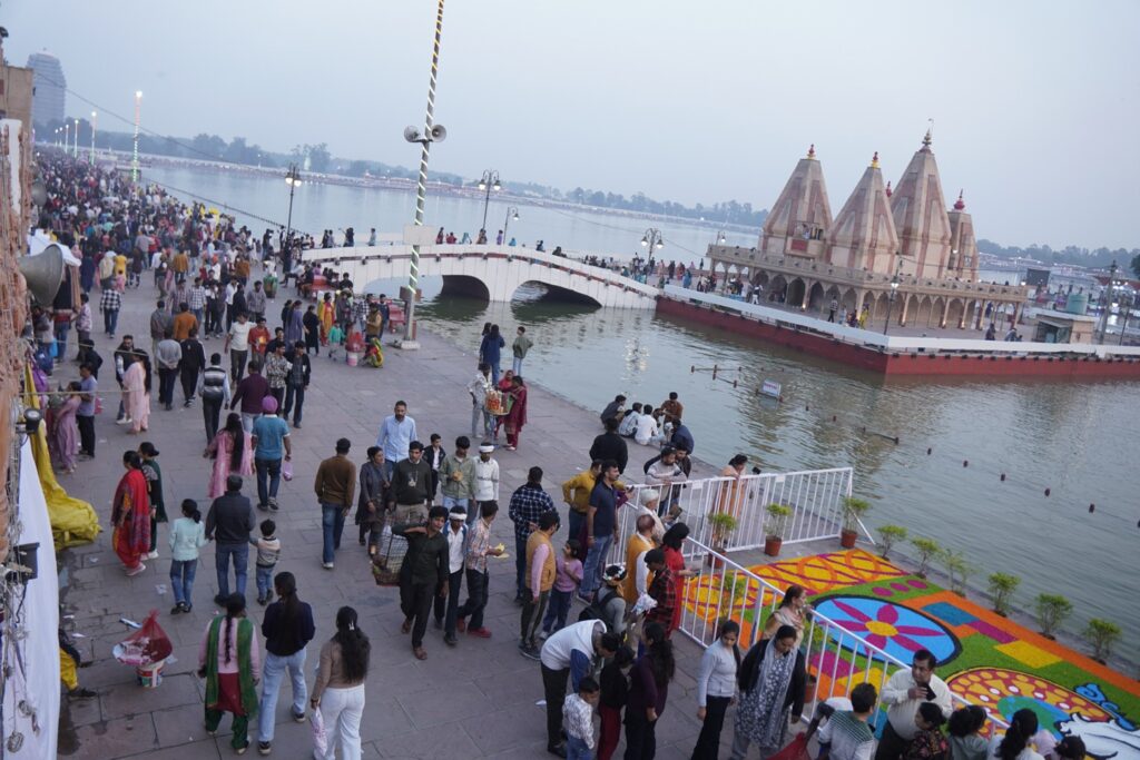 WhatsApp Image 2025-11-16 at 6.06.56 PM